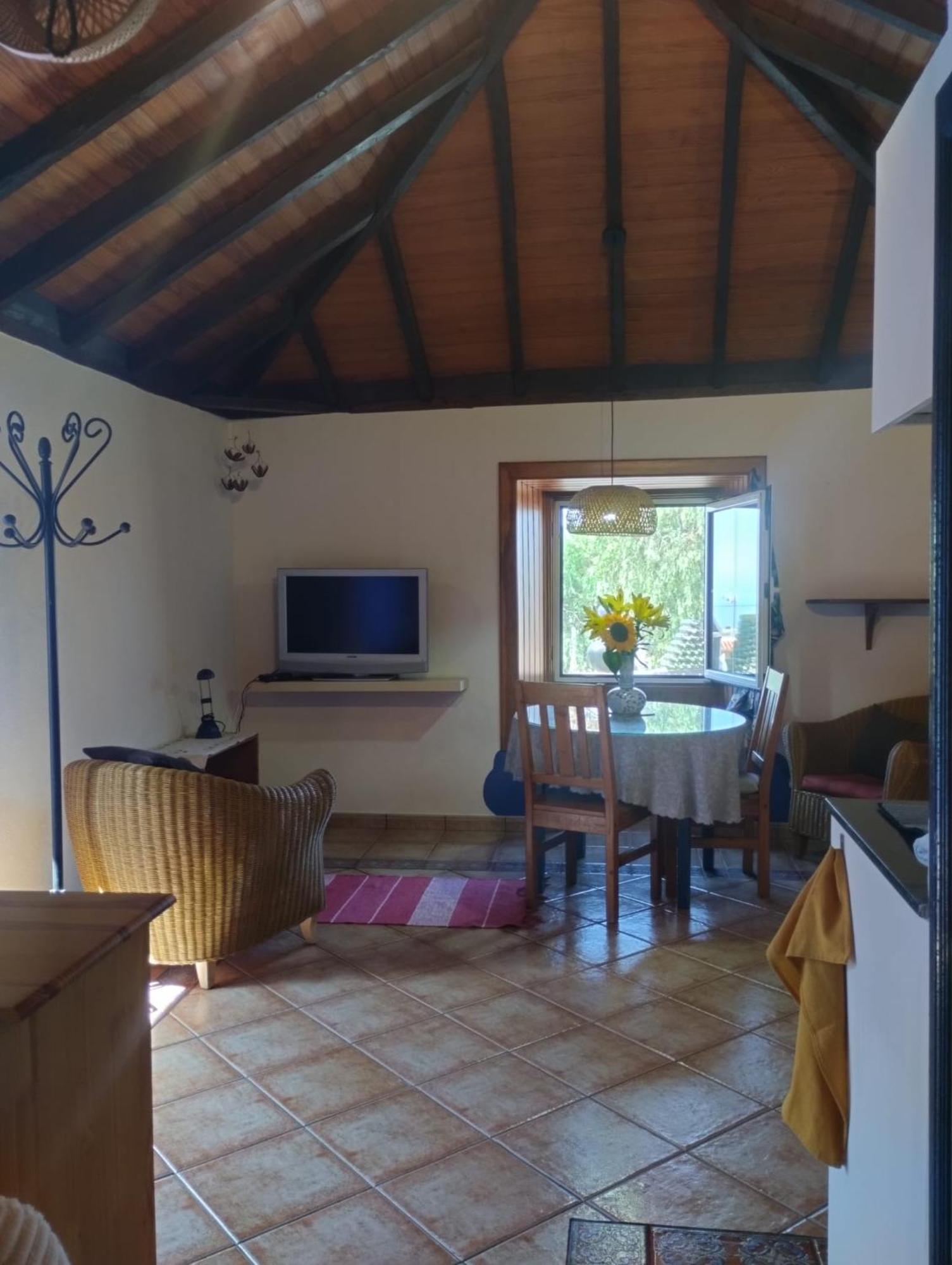 Casa Mosaico, Sunset And Garden Apartment Los Llanos De Aridane Luaran gambar